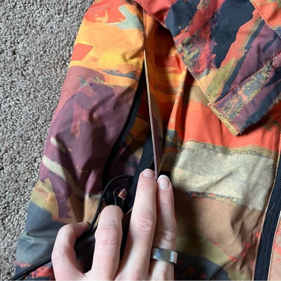 QuikSilver Boy's Large (12) 10K Dry Flight Snowboard Jacket. - Picture 2 of 9